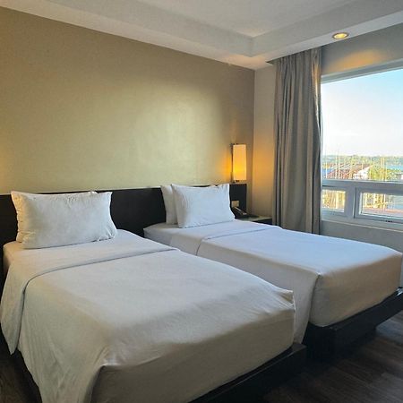 Circle Inn - Iloilo City Center Eksteriør bilde