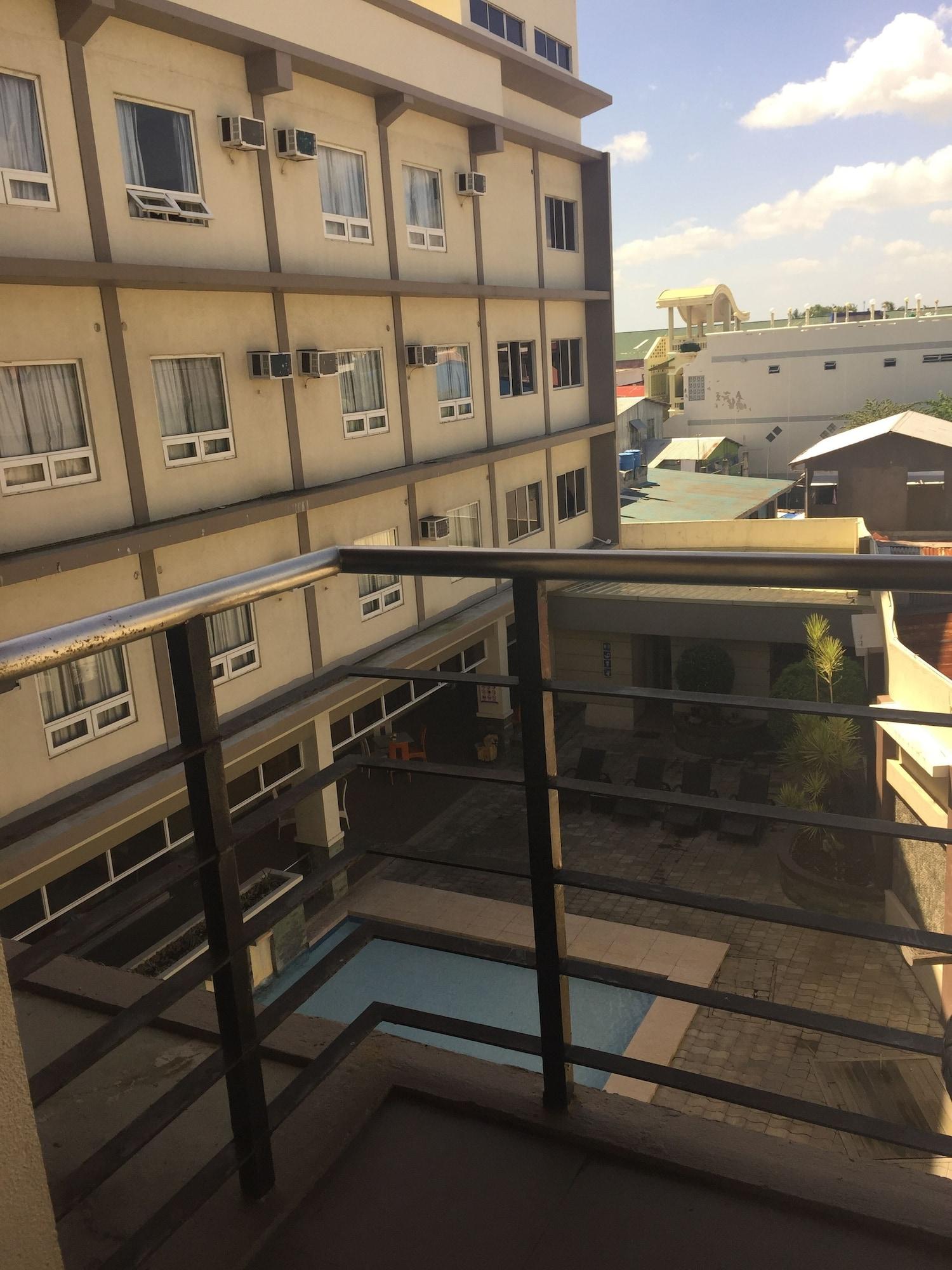 Circle Inn - Iloilo City Center Eksteriør bilde