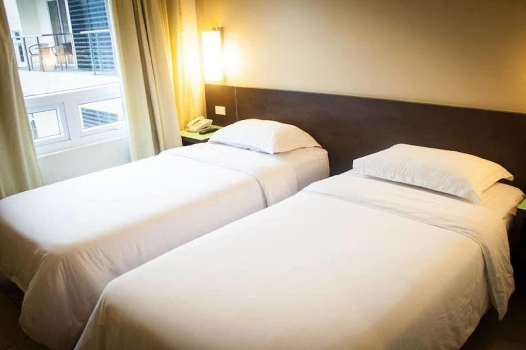 Circle Inn - Iloilo City Center Eksteriør bilde