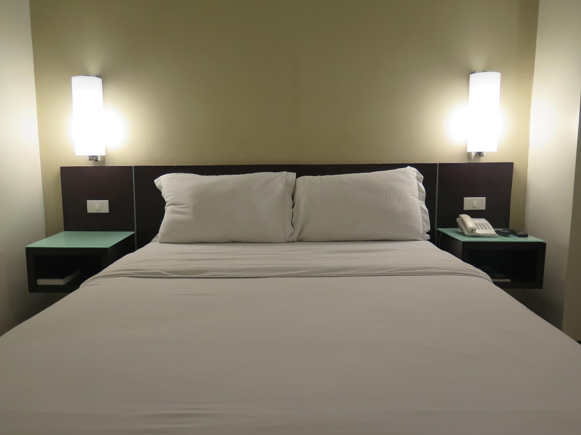 Circle Inn - Iloilo City Center Eksteriør bilde