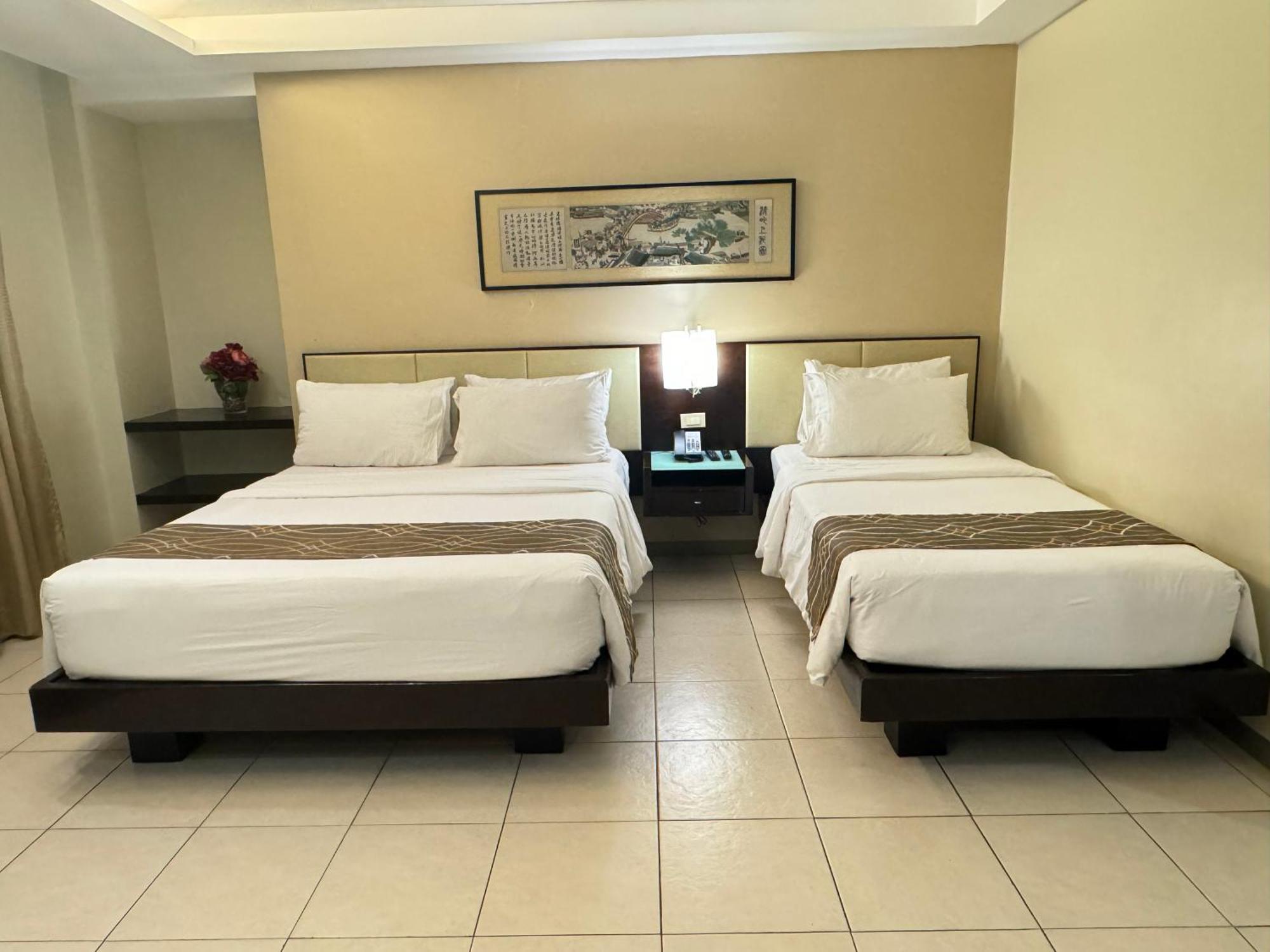 Circle Inn - Iloilo City Center Eksteriør bilde