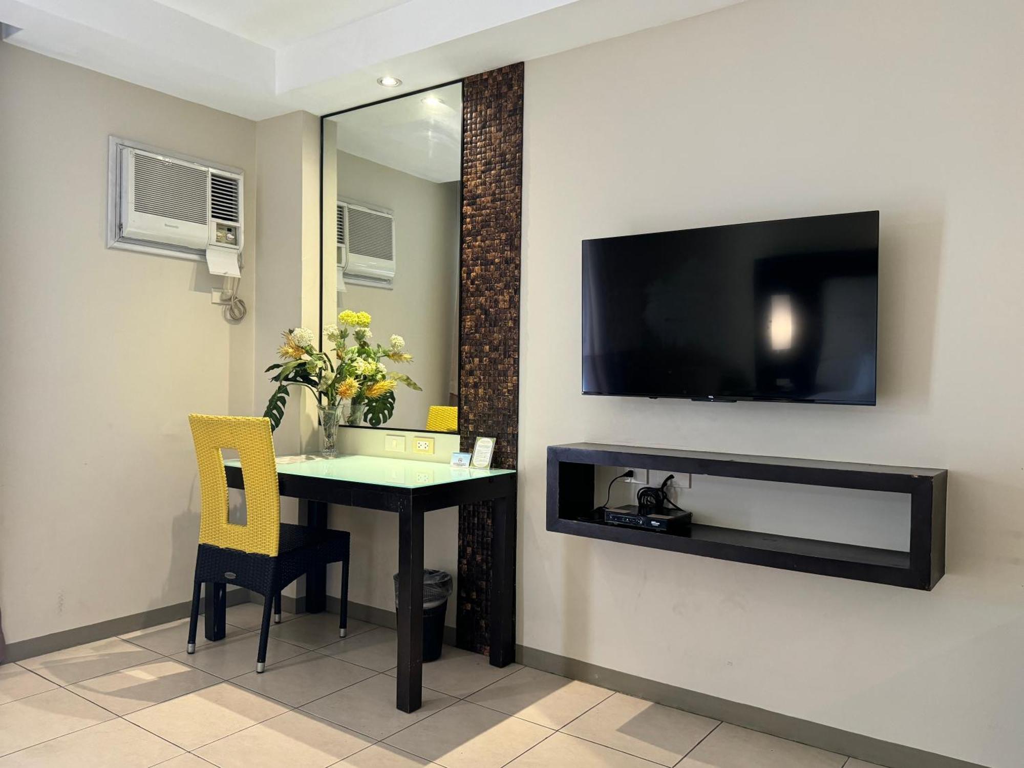 Circle Inn - Iloilo City Center Eksteriør bilde
