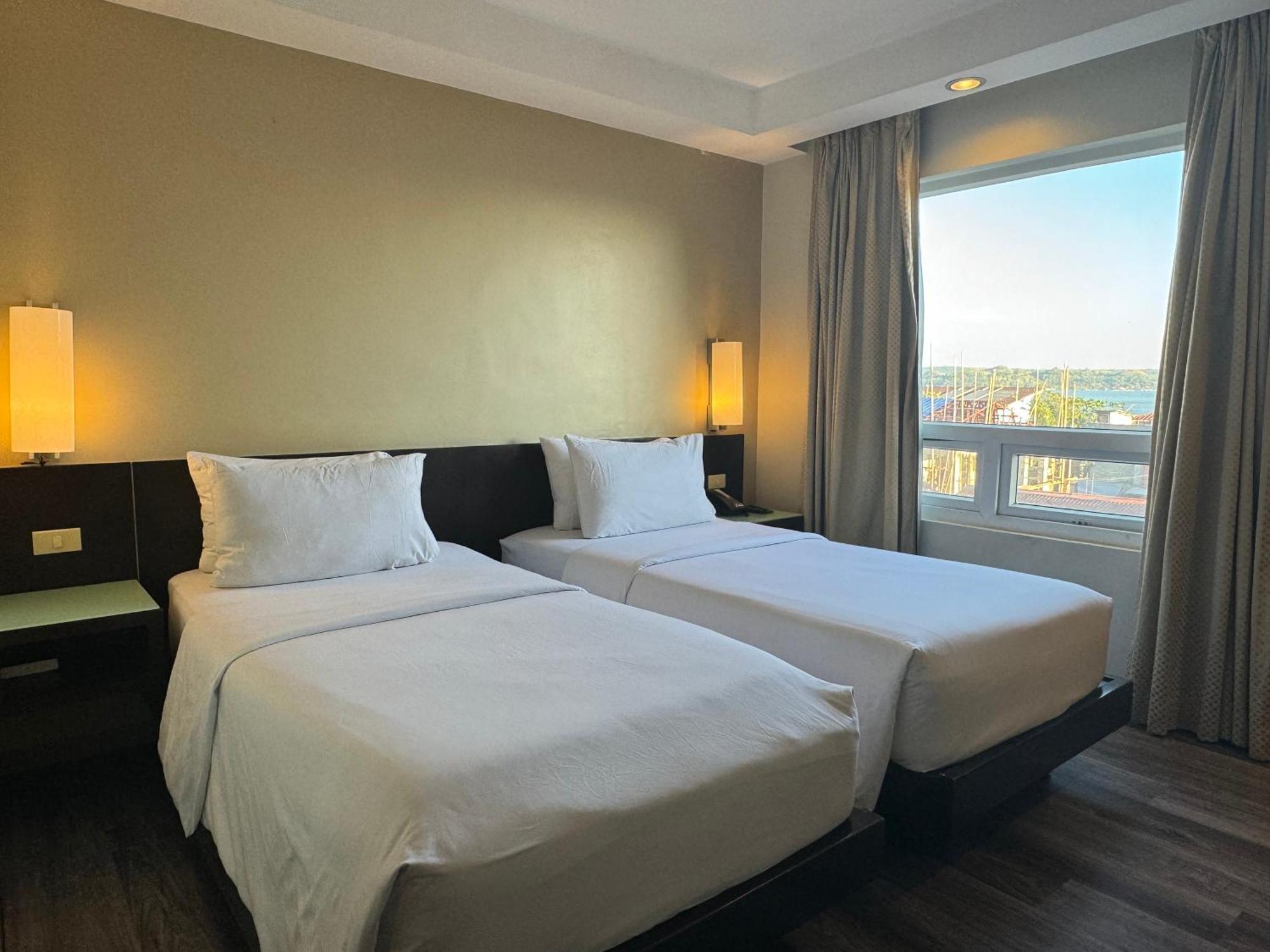Circle Inn - Iloilo City Center Eksteriør bilde